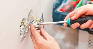 Электромонтажные работы Алексин цена 463 руб Электрика под ключ